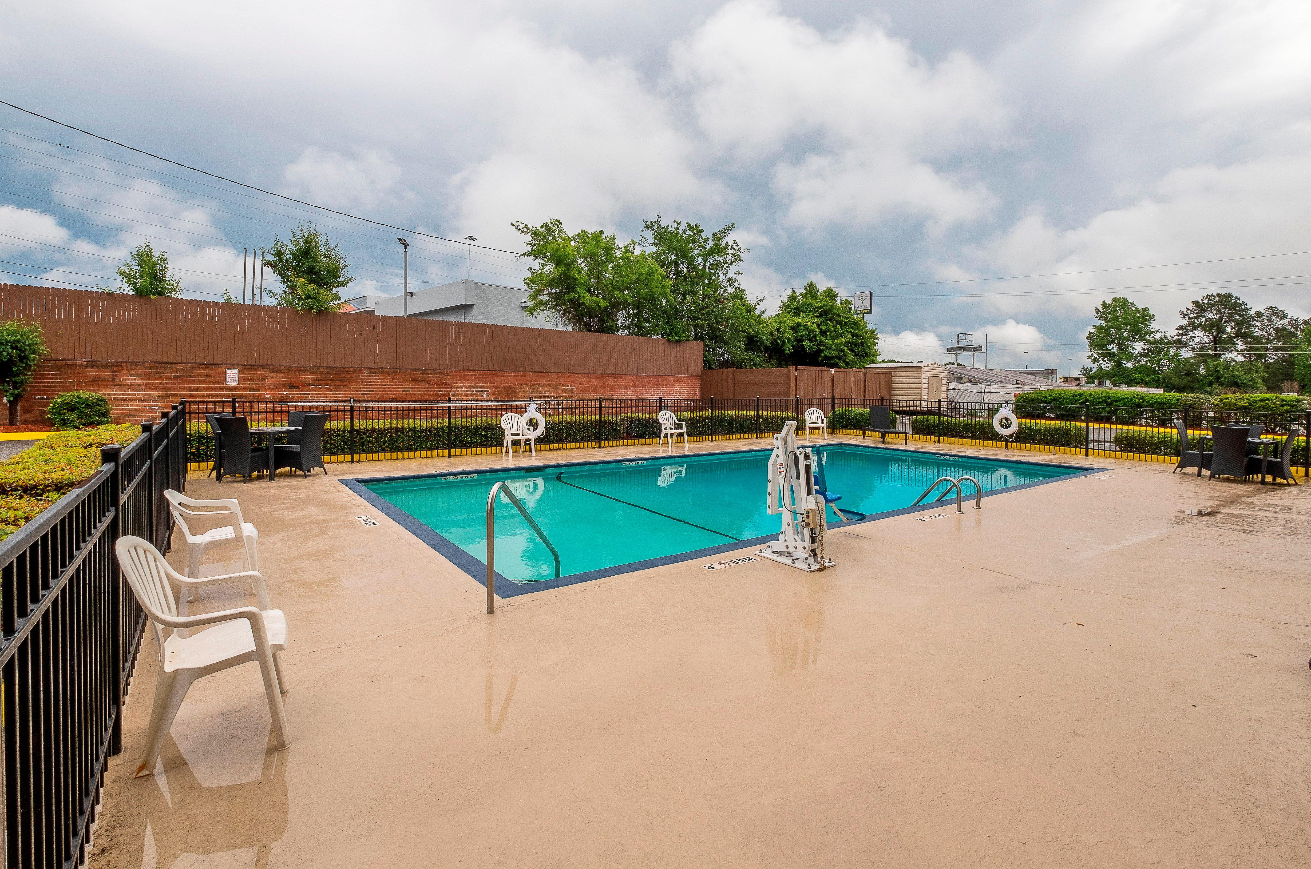 Red Roof Inn & Suites Macon Exterior foto