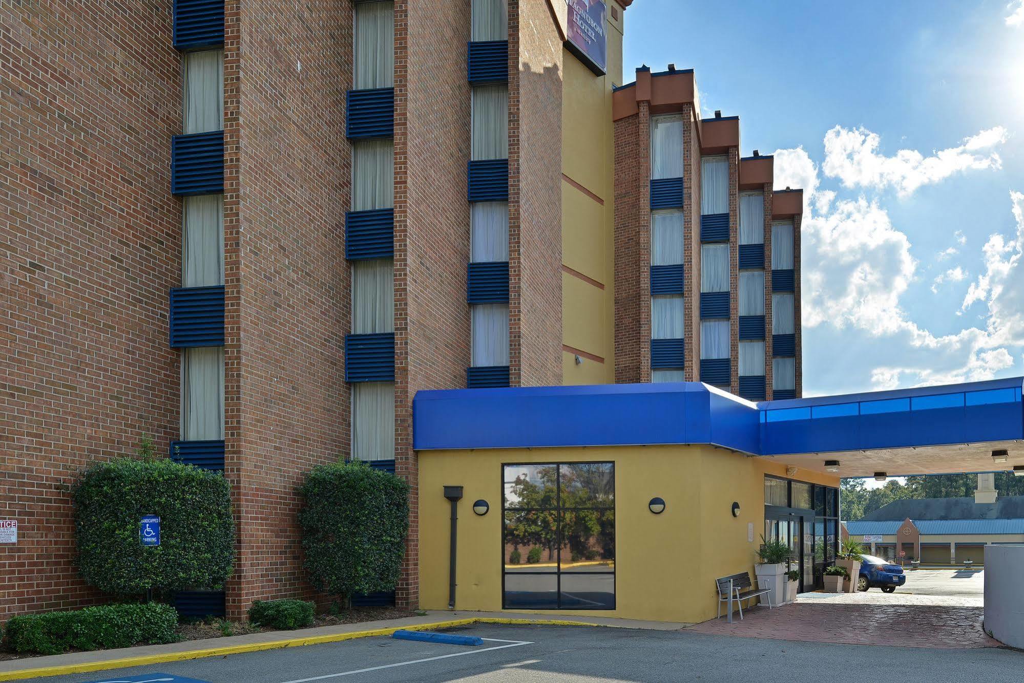 Red Roof Inn & Suites Macon Exterior foto